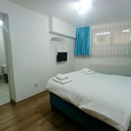 אדאלר Buyukada Cinar Hotel (Adults Only) מראה חיצוני תמונה