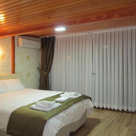 אדאלר Buyukada Cinar Hotel (Adults Only) חדר תמונה