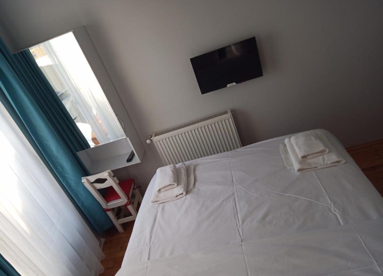 אדאלר Buyukada Cinar Hotel (Adults Only) מראה חיצוני תמונה