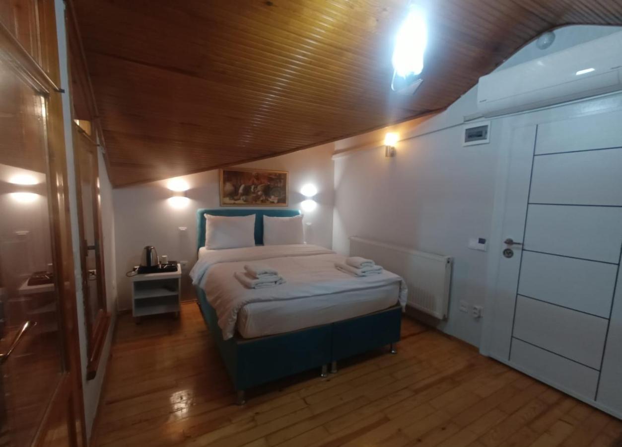 אדאלר Buyukada Cinar Hotel (Adults Only) מראה חיצוני תמונה