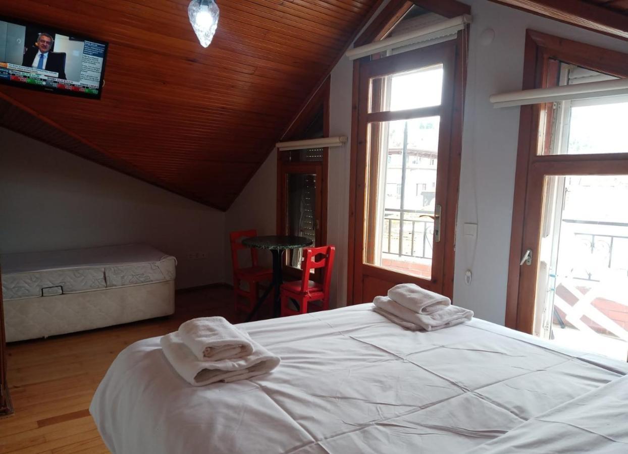 אדאלר Buyukada Cinar Hotel (Adults Only) מראה חיצוני תמונה