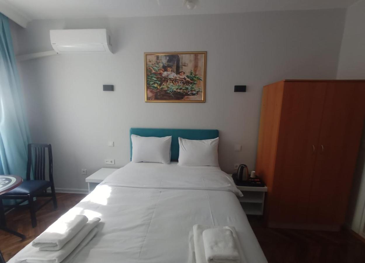 אדאלר Buyukada Cinar Hotel (Adults Only) מראה חיצוני תמונה