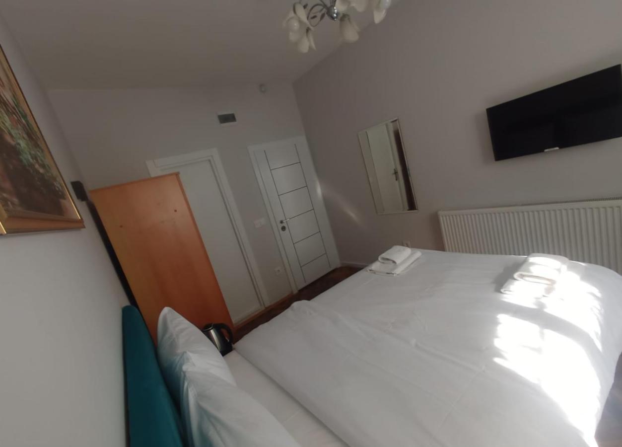 אדאלר Buyukada Cinar Hotel (Adults Only) מראה חיצוני תמונה