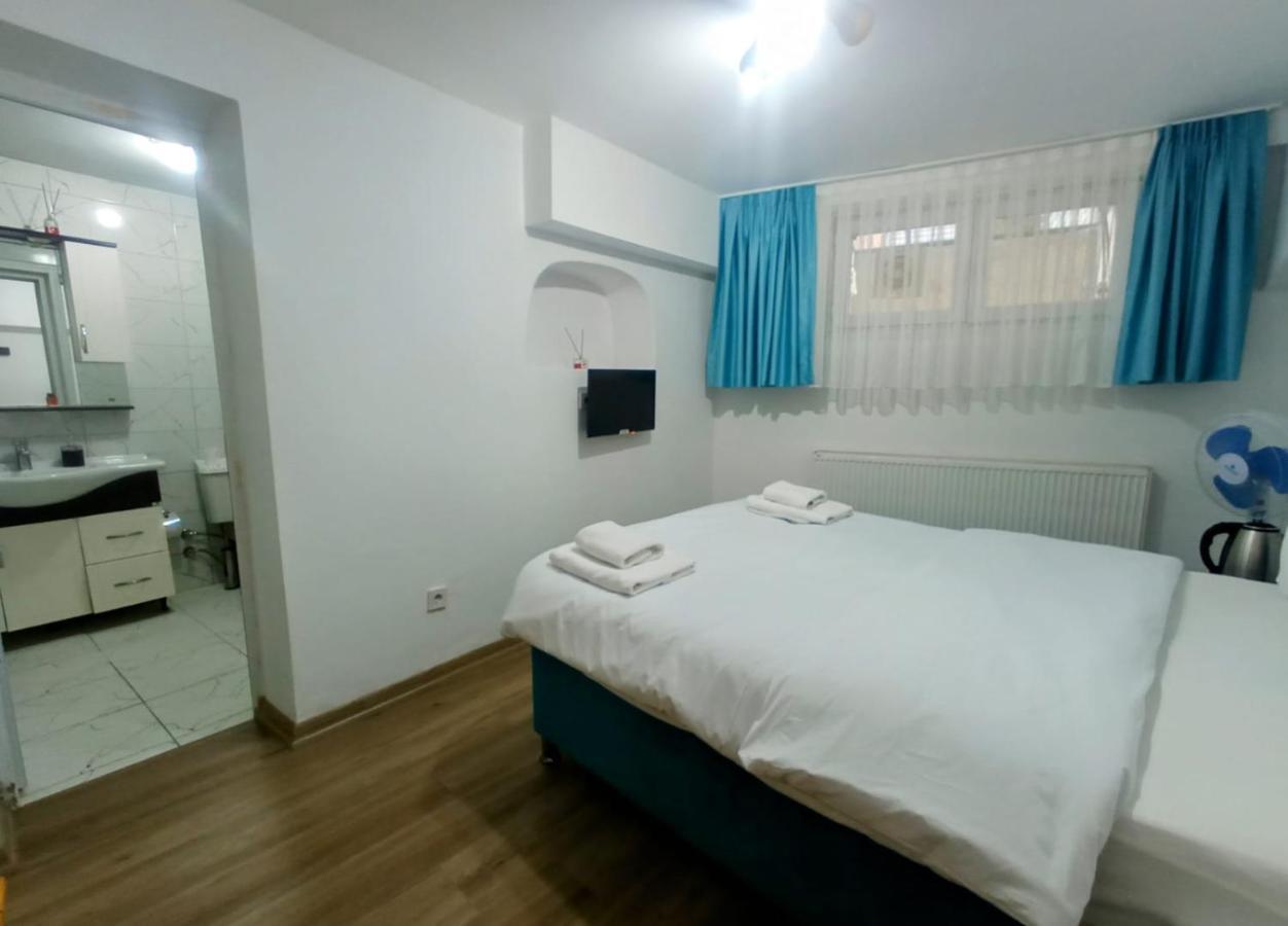 אדאלר Buyukada Cinar Hotel (Adults Only) מראה חיצוני תמונה